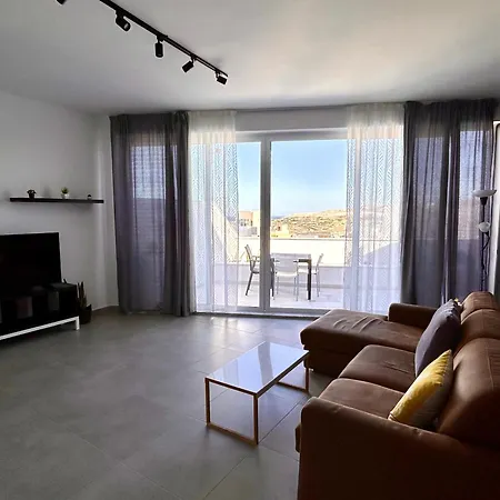 Qawra Penthouse 4Person Ac+Wifi Apartamento St. Paul's Bay Exterior foto