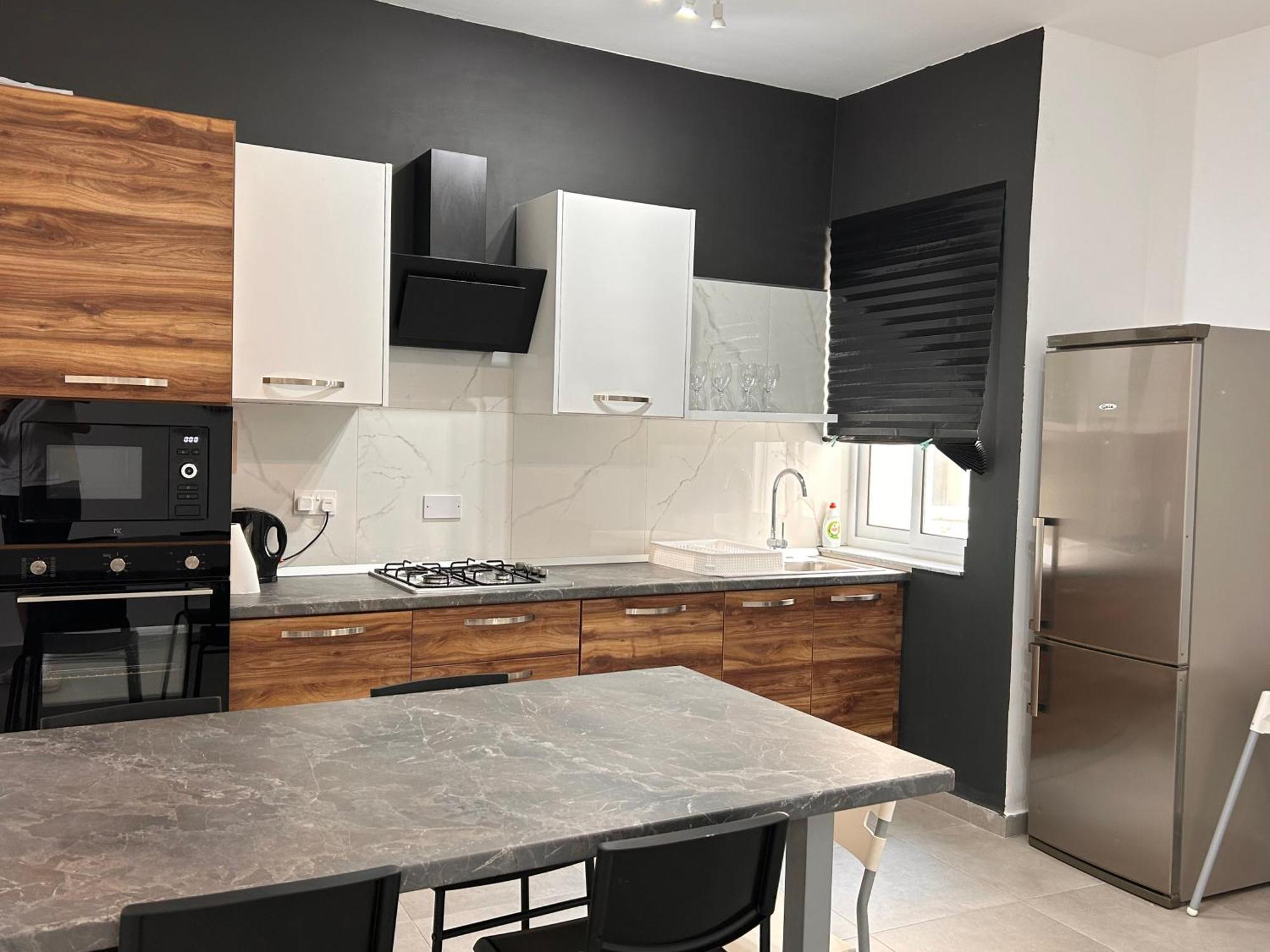 Qawra Penthouse 4person Ac+wifi